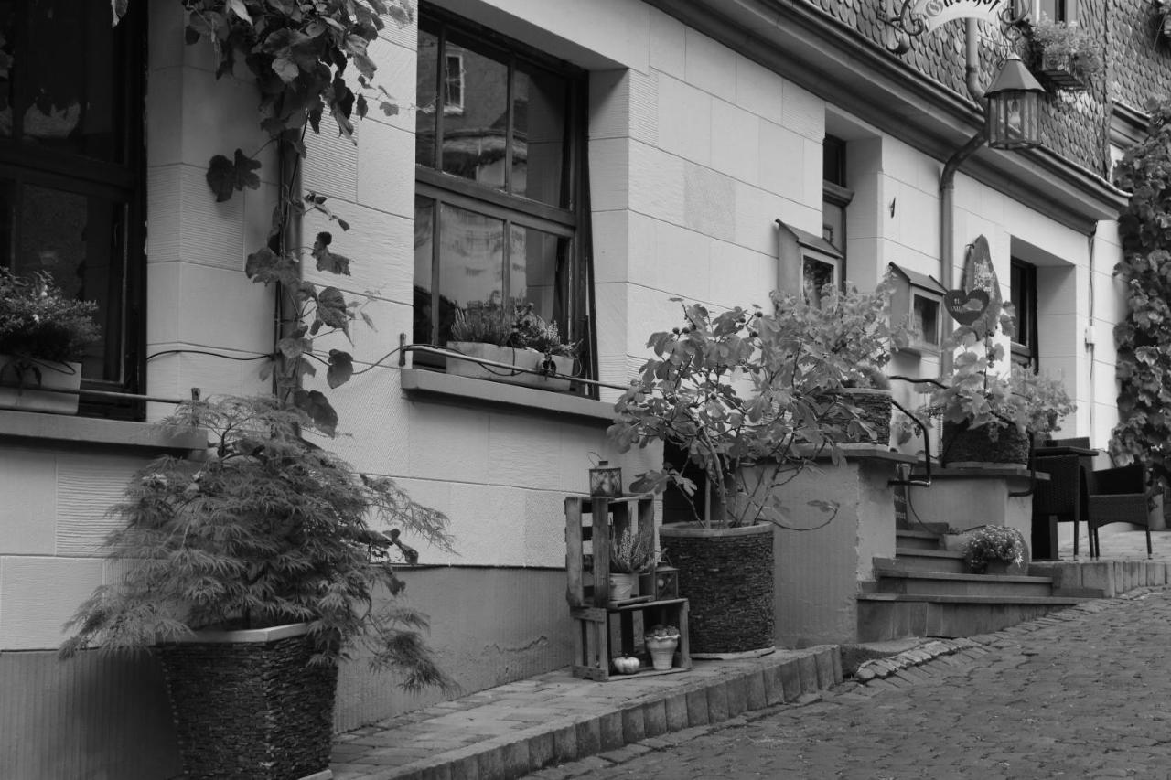 Landgasthof Zur Sonne Enkirch Esterno foto