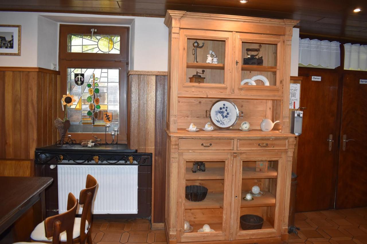 Landgasthof Zur Sonne Enkirch Esterno foto