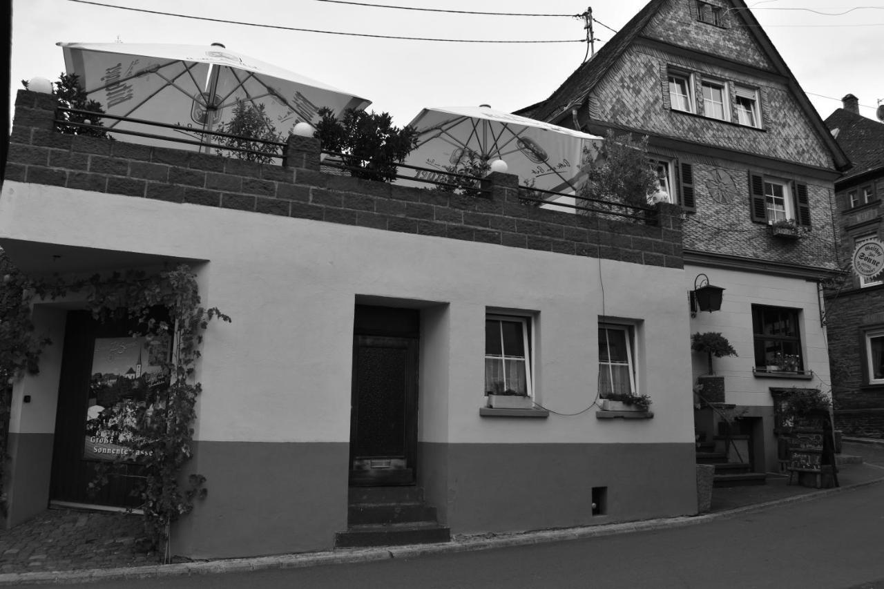Landgasthof Zur Sonne Enkirch Esterno foto